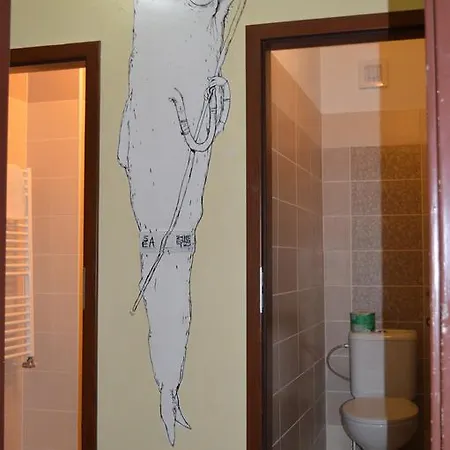 Centrum Pod Lesom Vendégház *